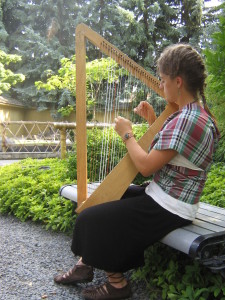 Ashley Dawson - Celtic Harpist